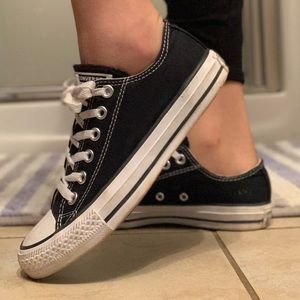 Black & White Converse